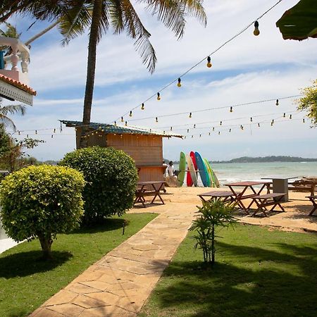 فيليغاما Alma Beach Hotel المظهر الخارجي الصورة